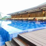 Comfortable And Spacious Studio At Azalea Suites Apartment By Travelio