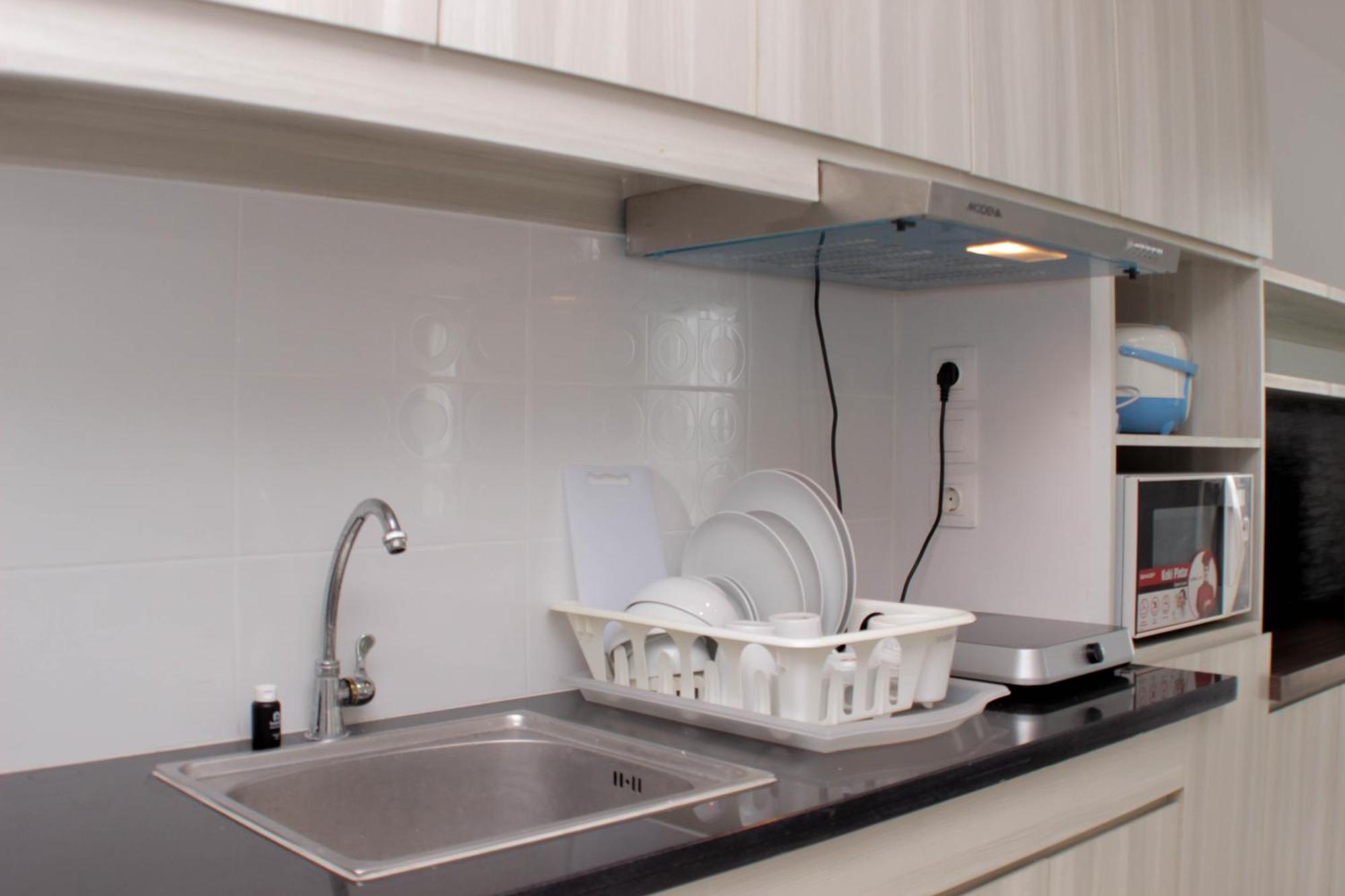 Comfortable And Spacious At Azalea By Travelio Bekasi
